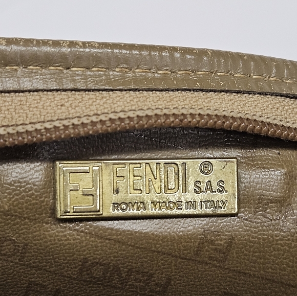 Fendi Zucca Monogram Canvas And Leather Zippered Cluch Bag In Camel And Brown - Picture 13 of 15